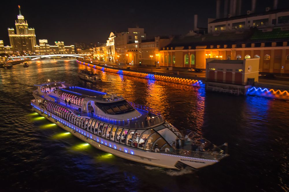 Речной трамвайчик