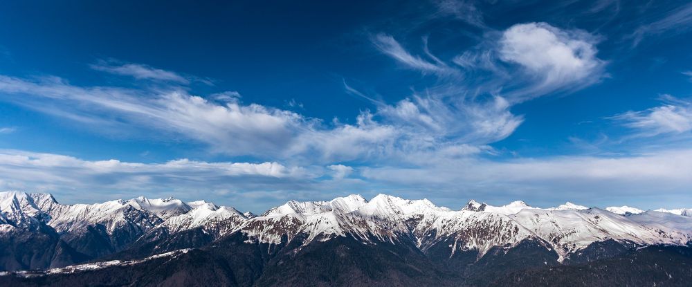 panoramic mountain views