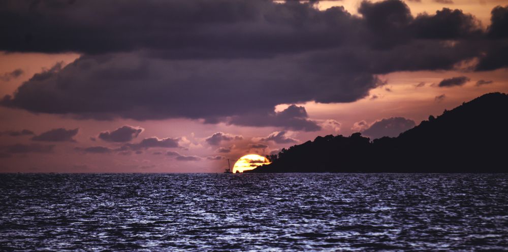 Sinking Sun