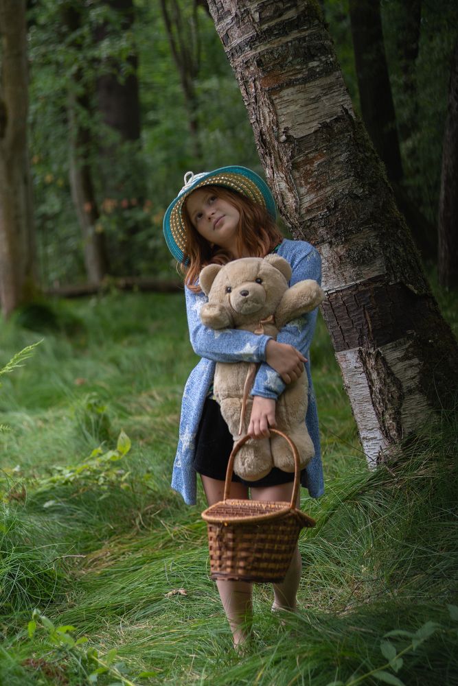 Арина и медведь.