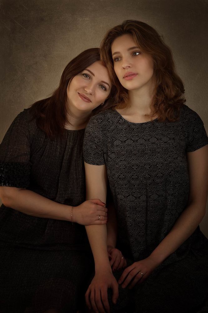 Взрослая дочь