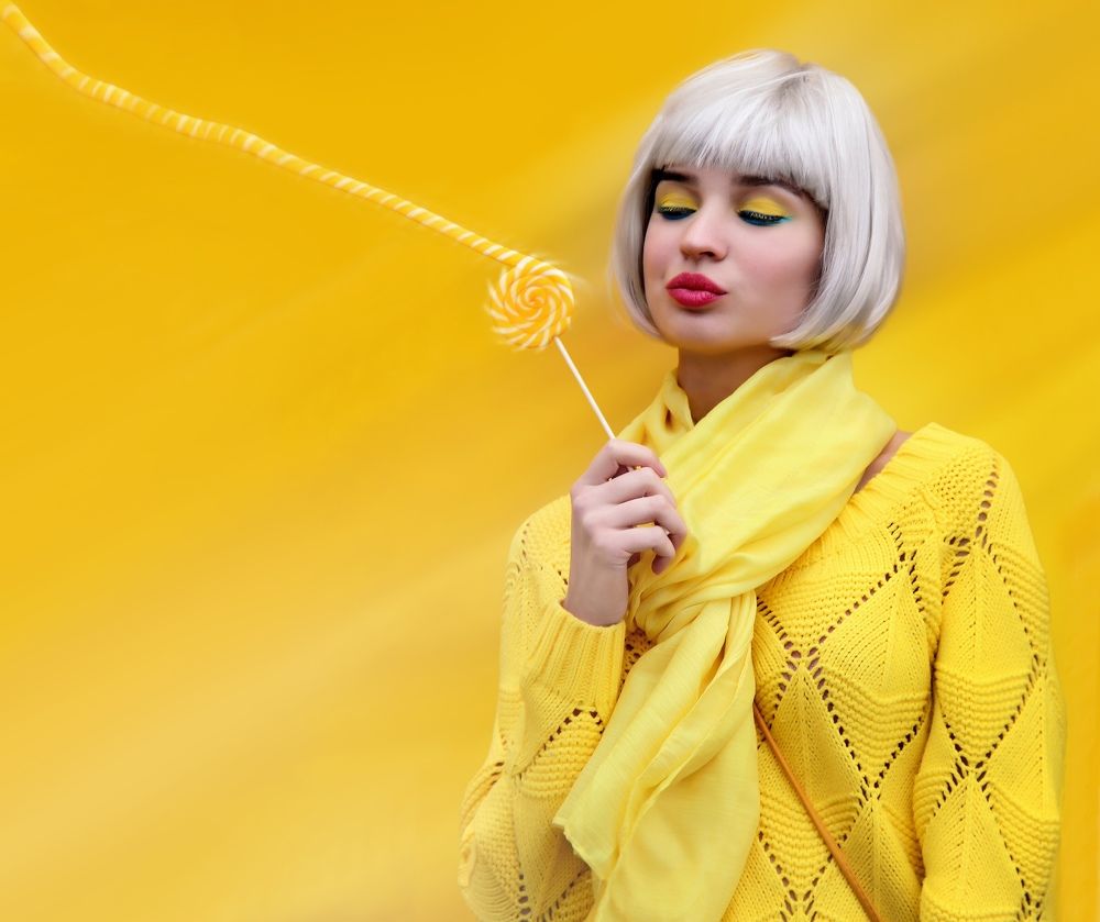 Желтая карамелька