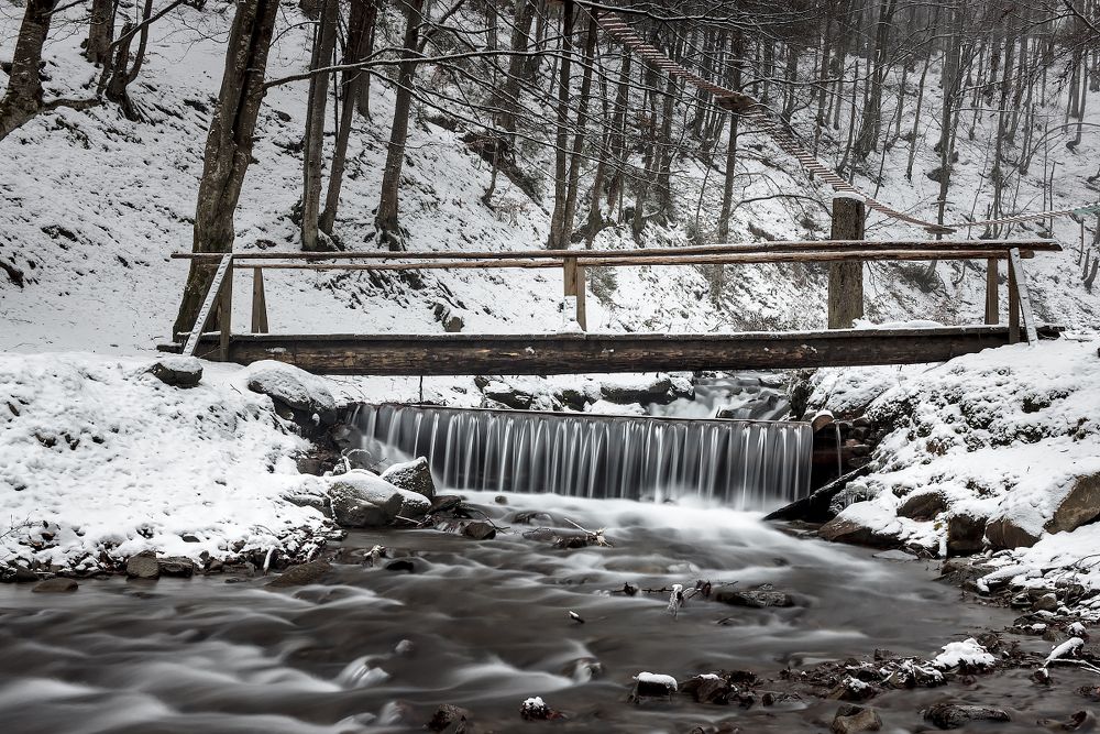 Каскадные водопады Карпат