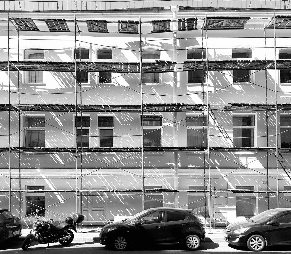 В Питере рисуют дома.