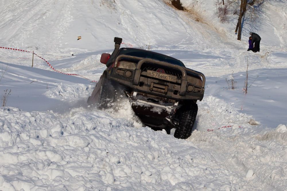 Преодоление снежных препятствий