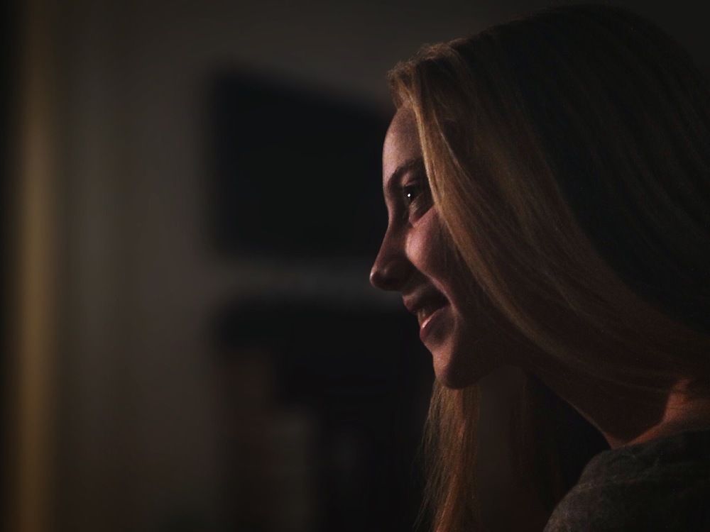 Растворяя сумерки... Улыбка...