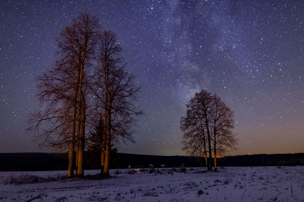 рядом с Неведимкой