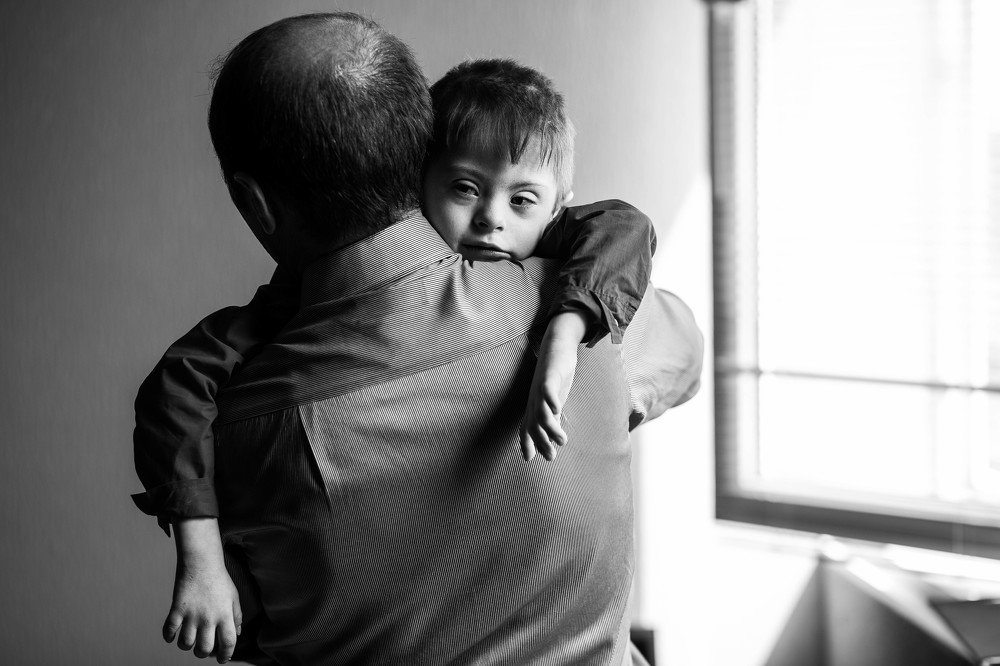 С папой жить ...