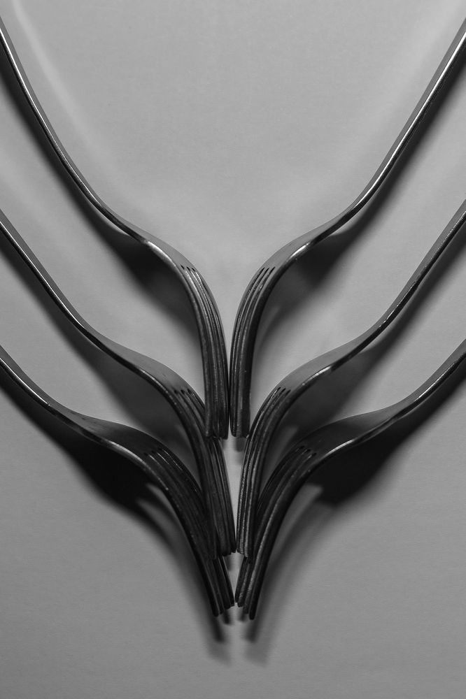 Нависшее зло...