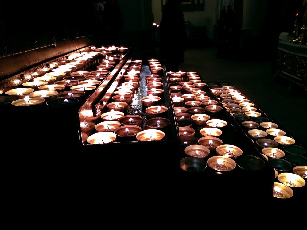 Свічки_які_світяться_мріями