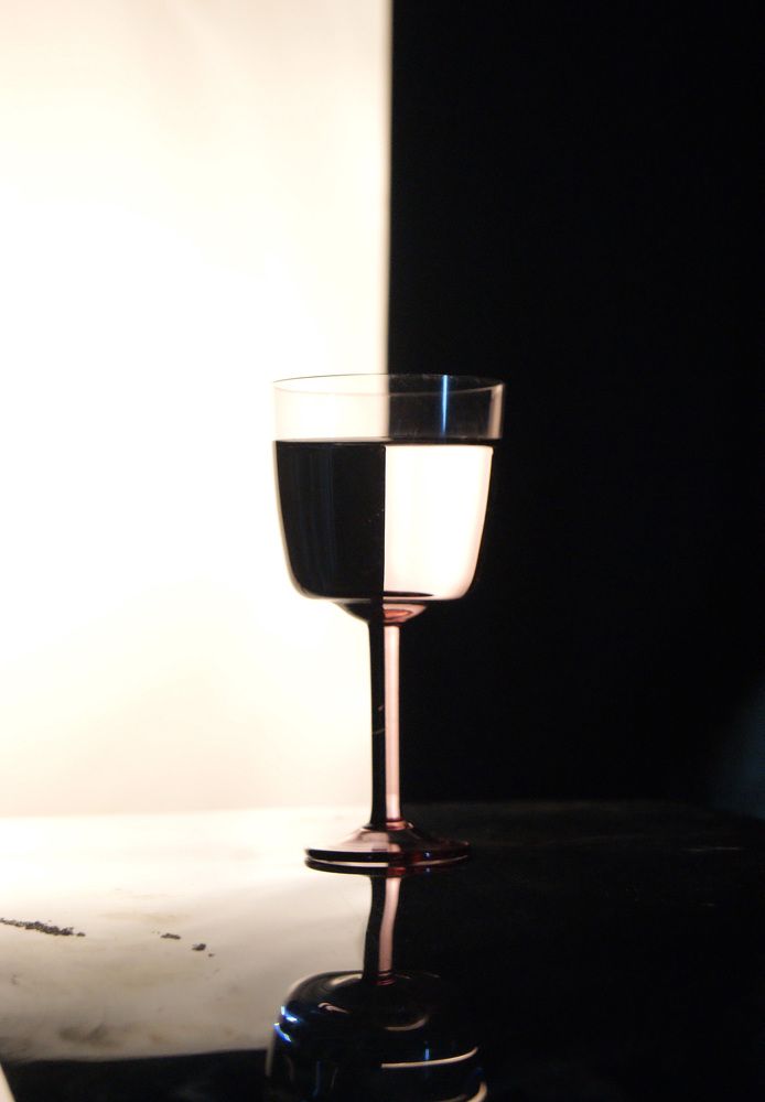 Чёрное и белое