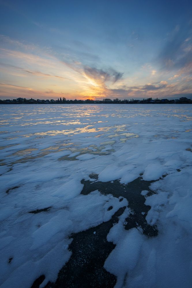 Ледовое озеро