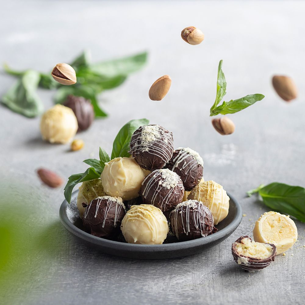 Трюфели с базиликом