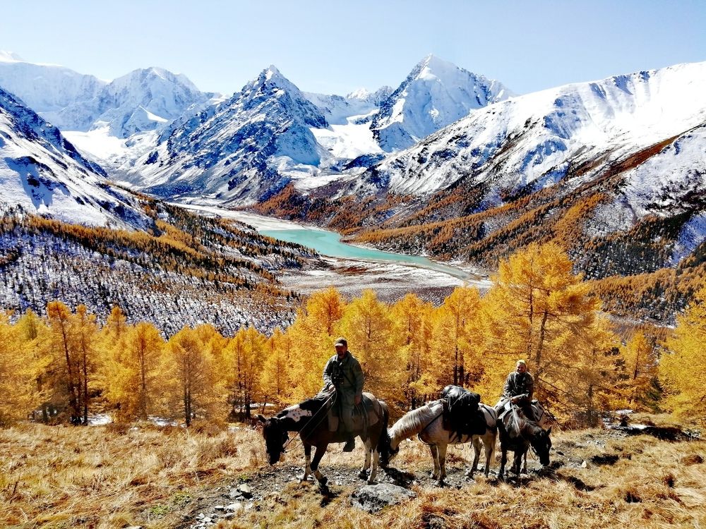 Осень Белуха