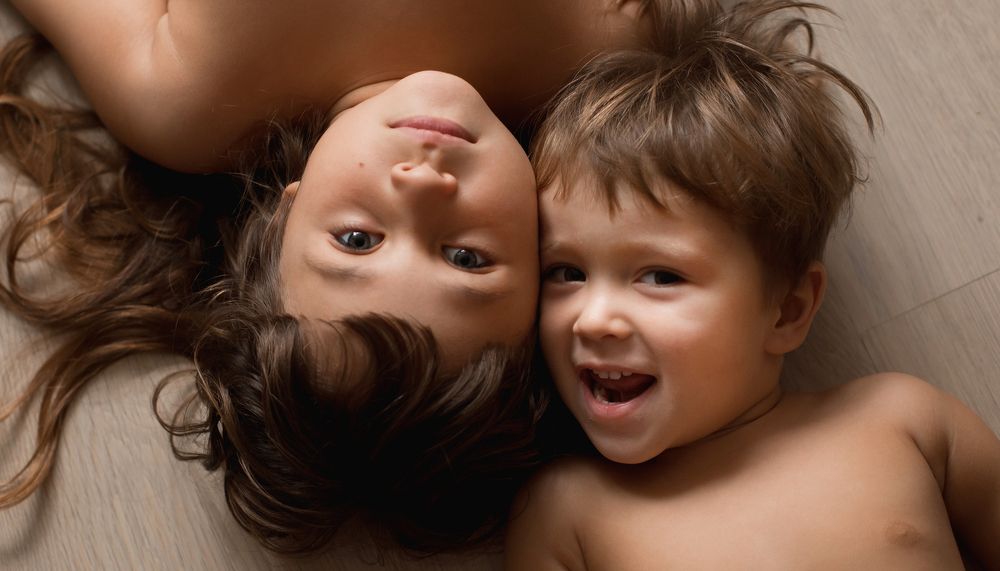 Сестра брат