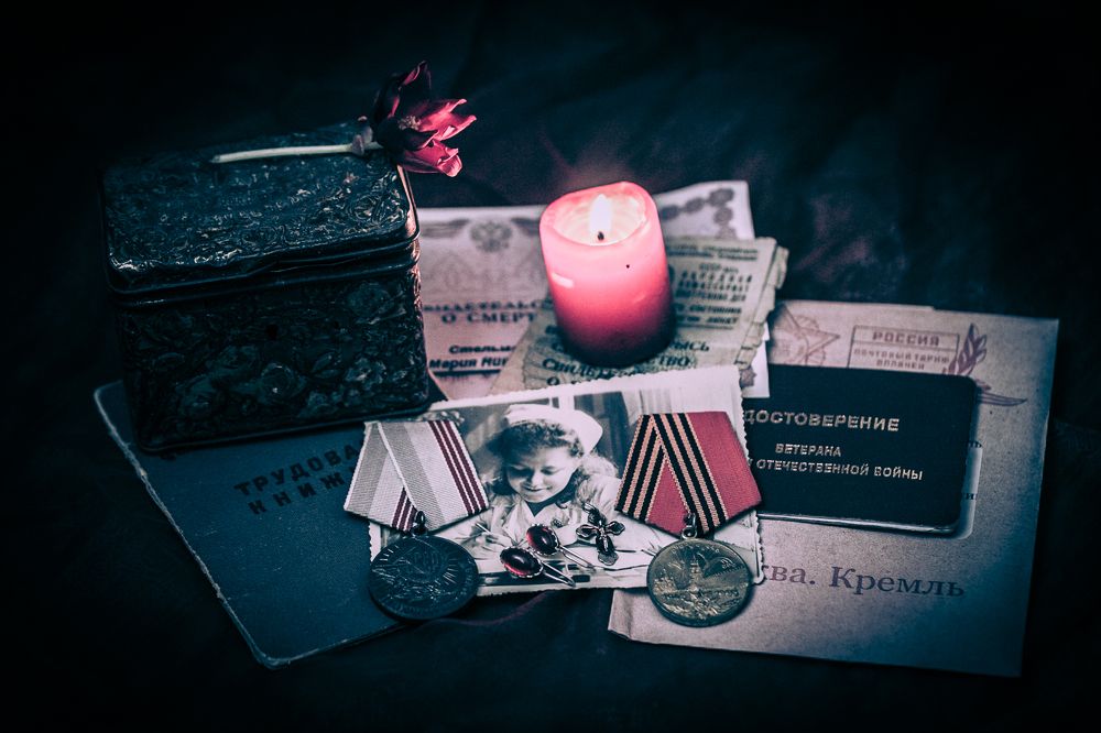 Уходят матери от нас...