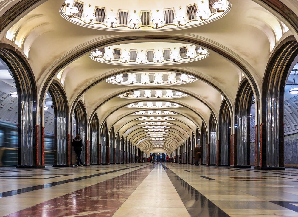 Москва. Станция метро Маяковская.