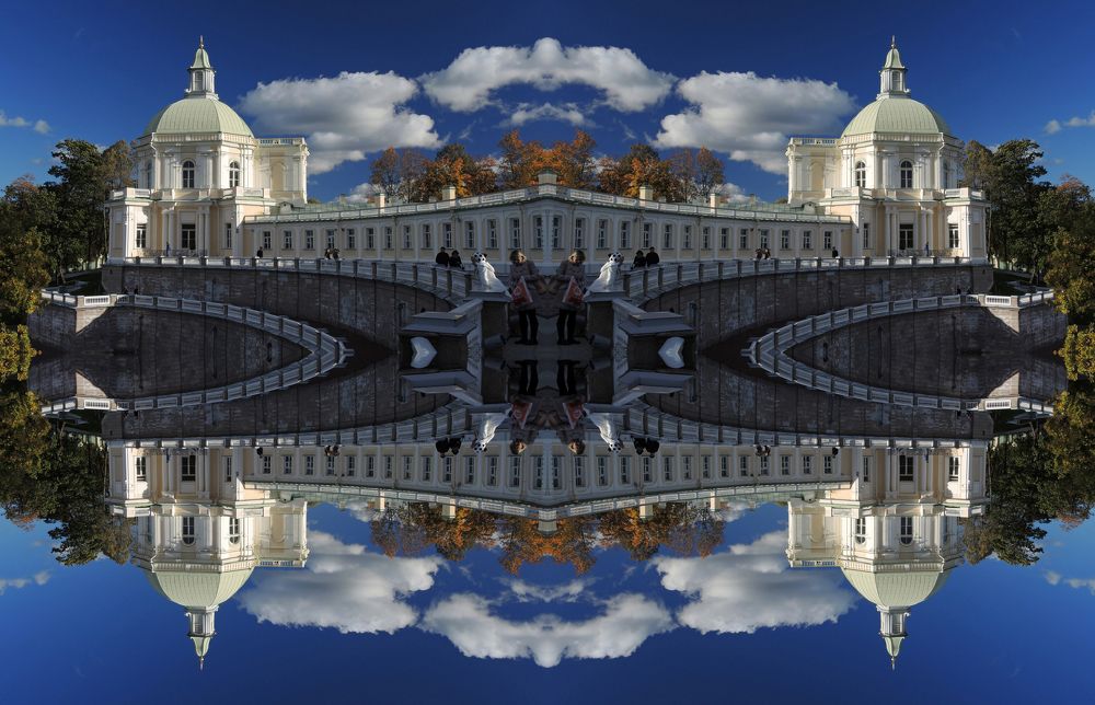 Крыло Большого Меньшиковского дворца в Ораниенбауме, Ломоносов, Санкт-Петербург. Серия-Отражение.