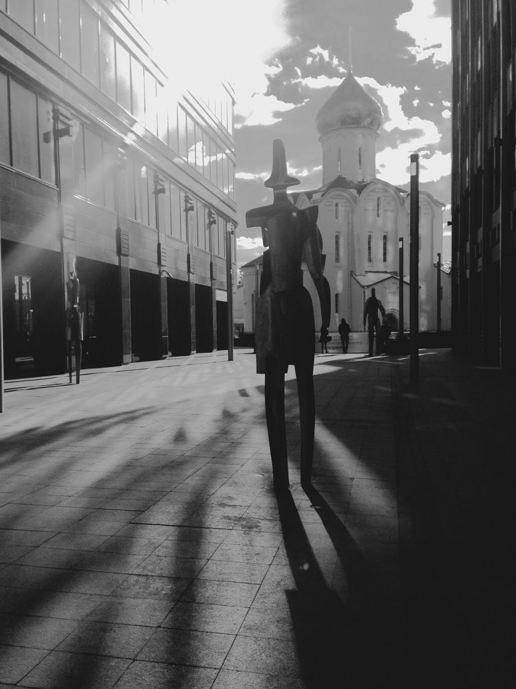 Сюр по-московски