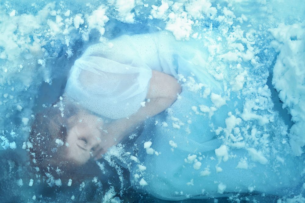 Frozen in her dreams