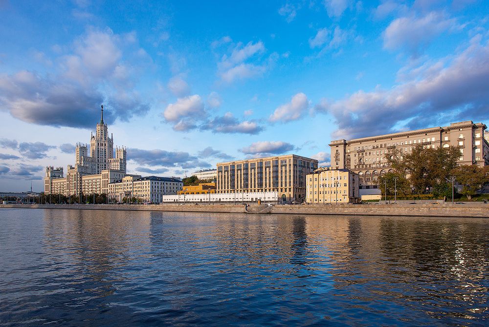 Вечерняя набережная