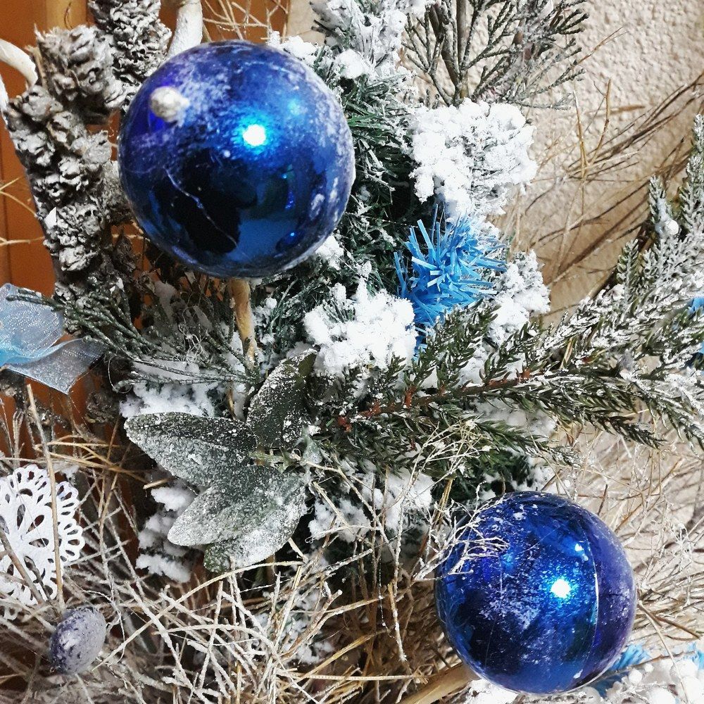 Новый год приходит к нам