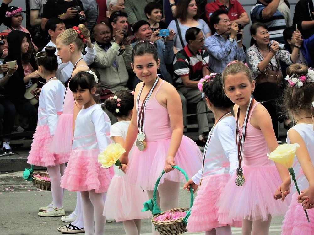 Children celebrate Rose Day