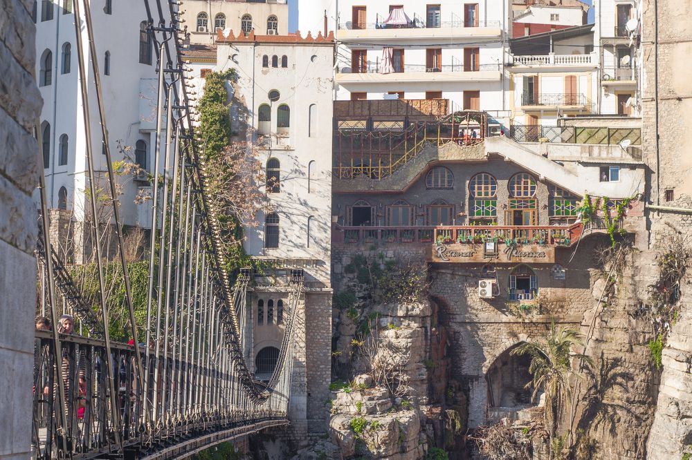 Passerelle Mellah Slimane