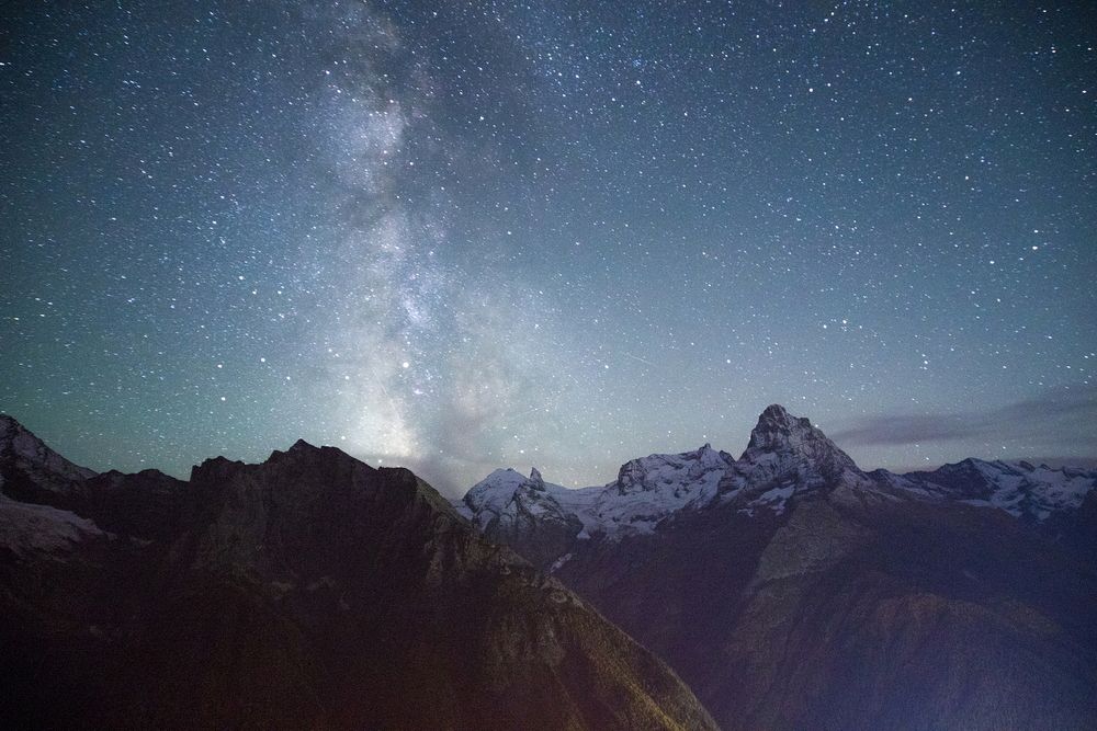 ВЕРШИНЫ КАВКАЗА И НАША ГАЛАКТИКА