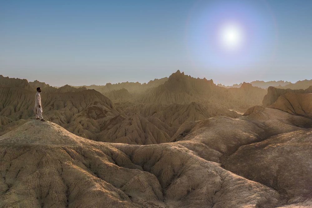 A great world under the full moon.