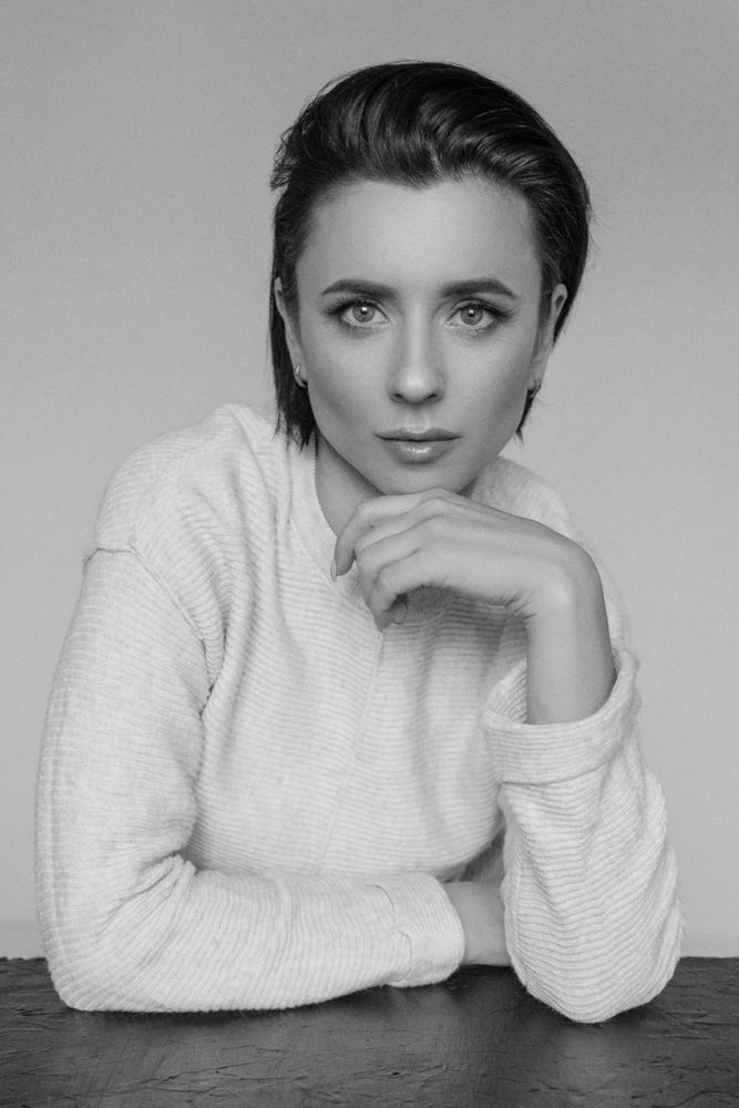 немного похожа на Тринити