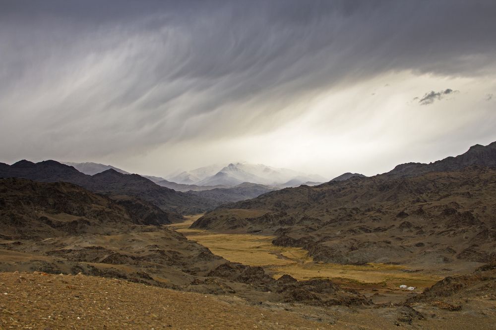 Суровый Монгольский Алтай