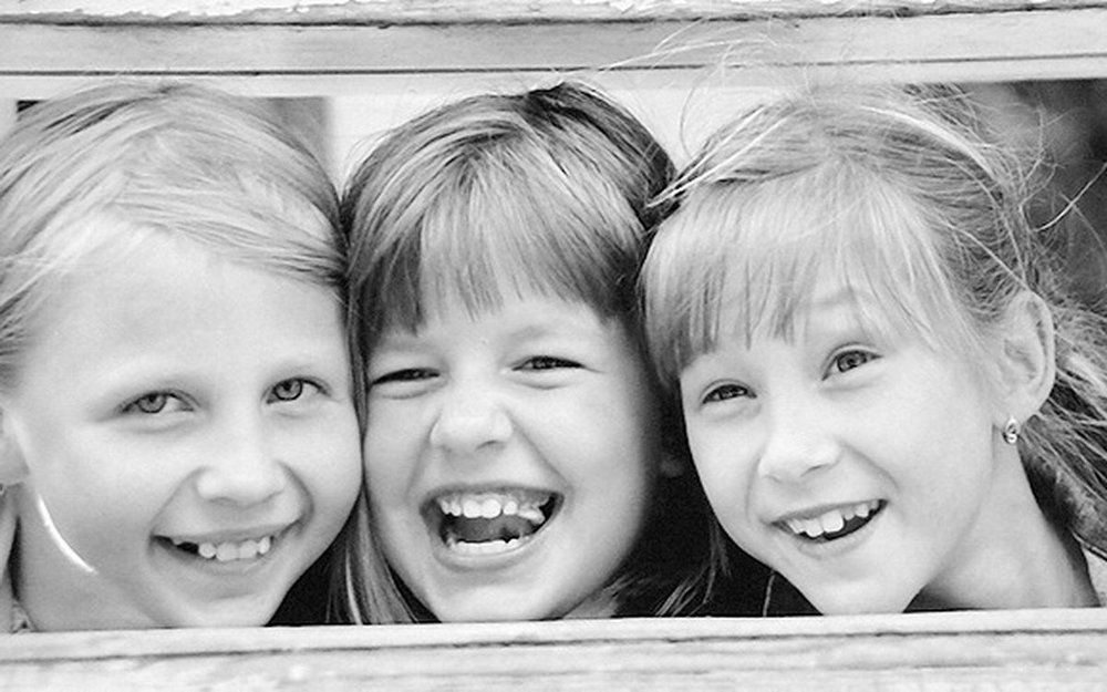 Просто счастливы.