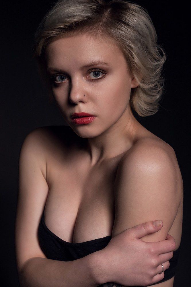 Анастасия...