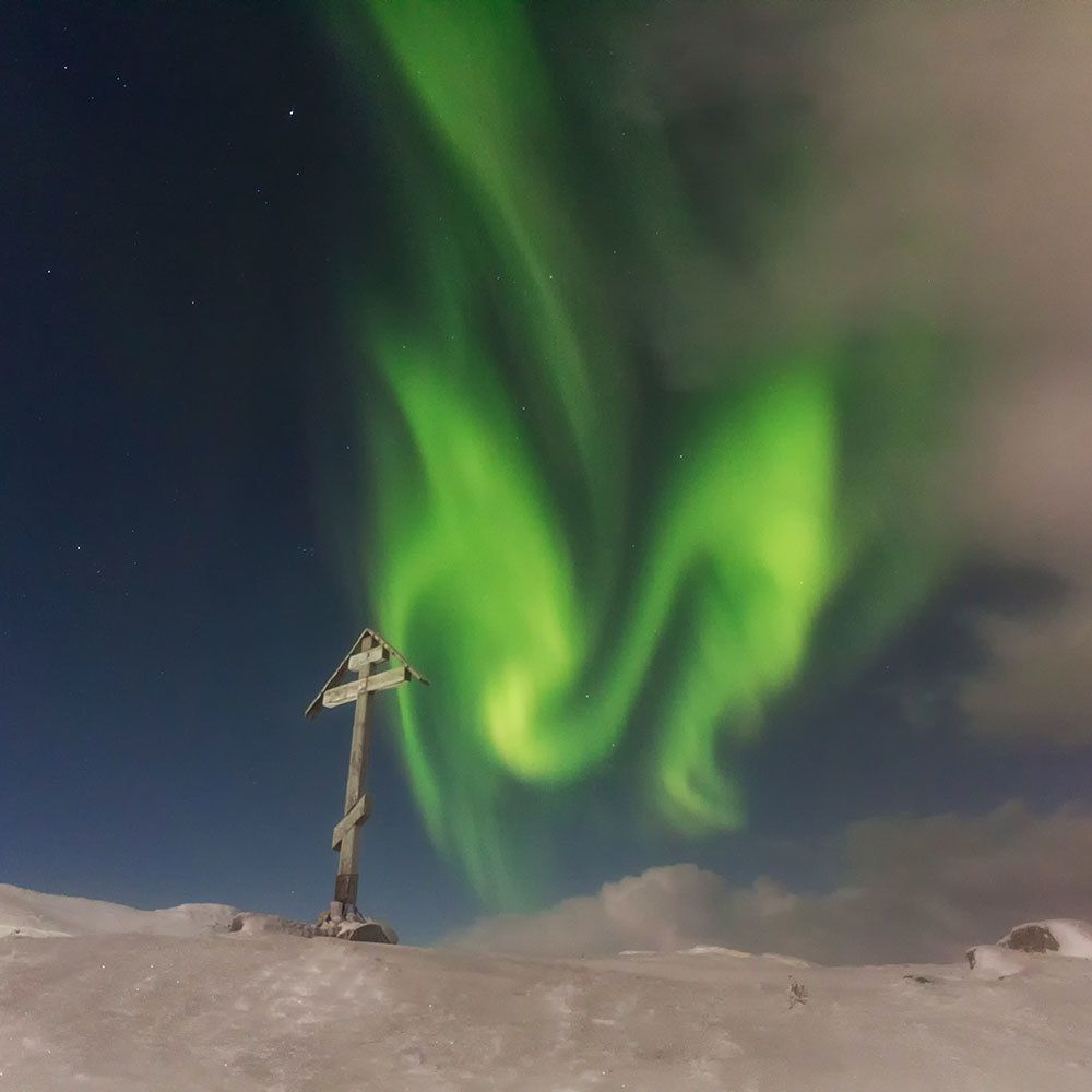 Под знаком ... М