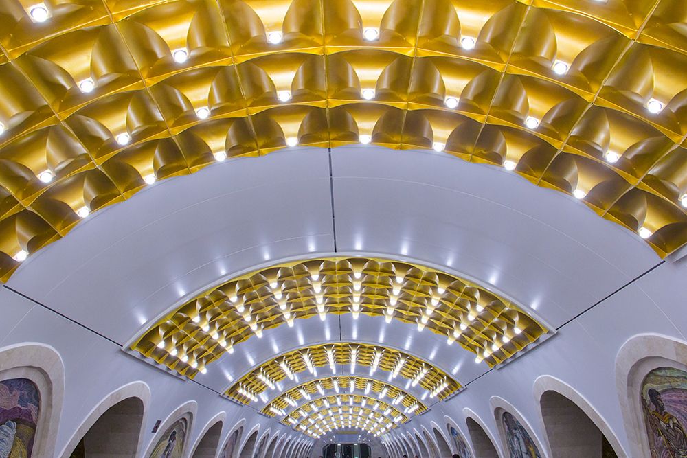 Метро Низами