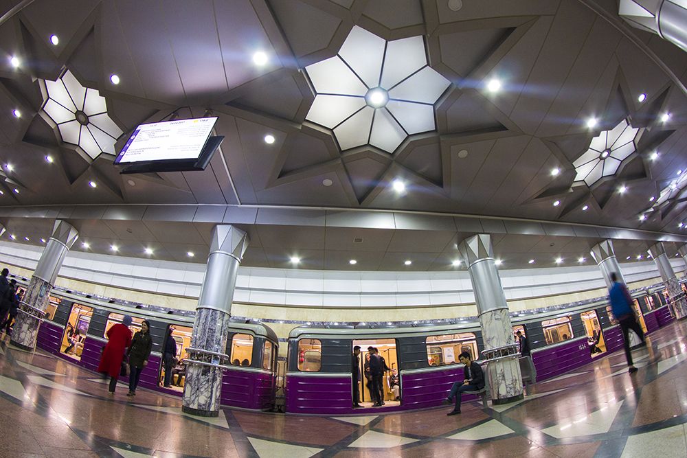 Метро Насими