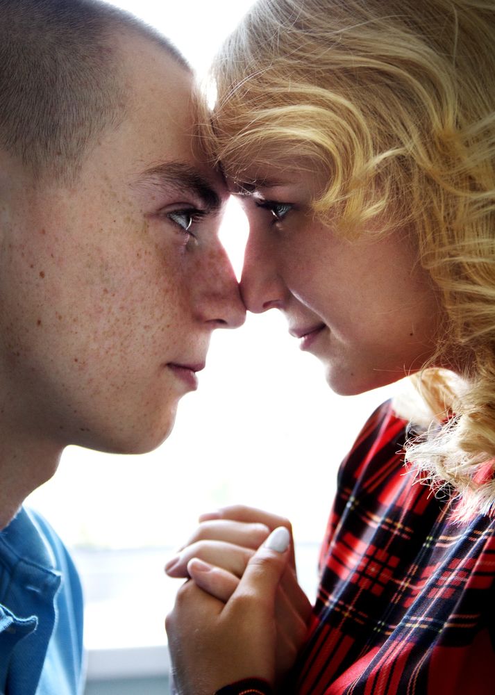 Эти глаза на против