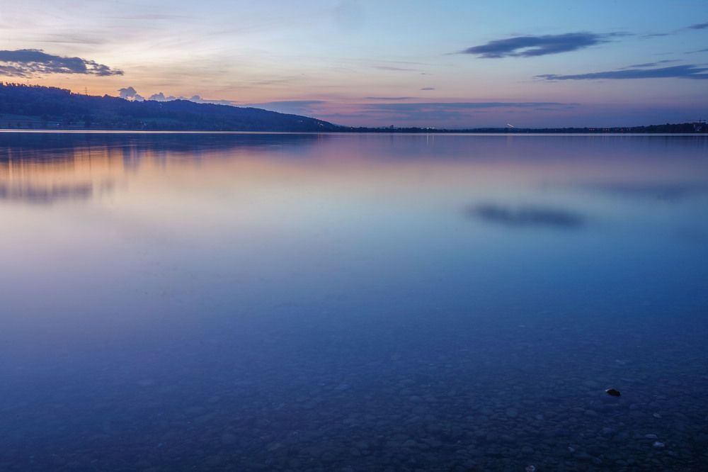 Silence,night is here!