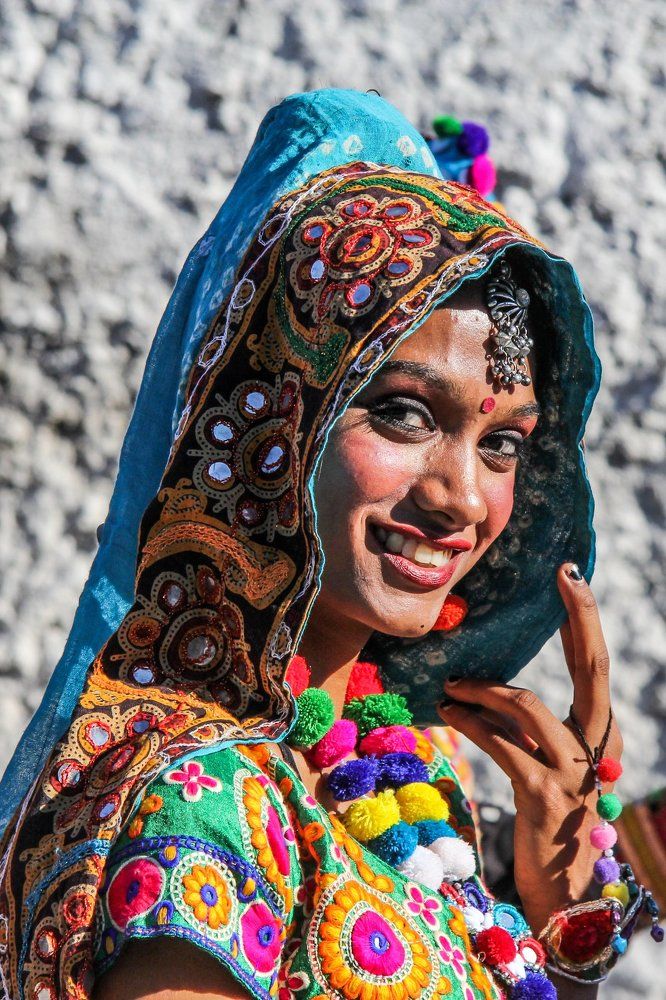 Are you looking at me? - Ты смотришь на меня?