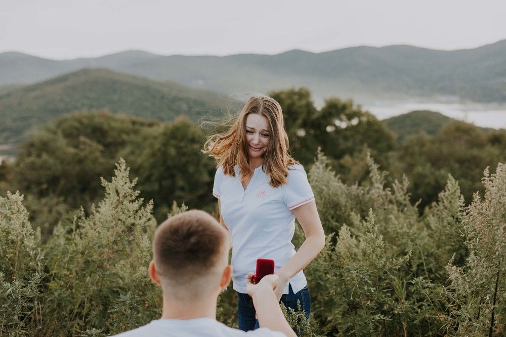 Она сказала "Да!"