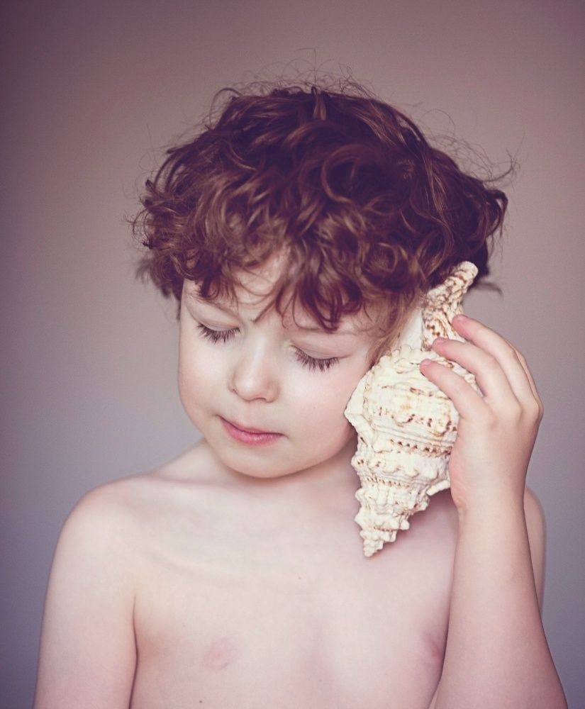 hear the sound of the sea