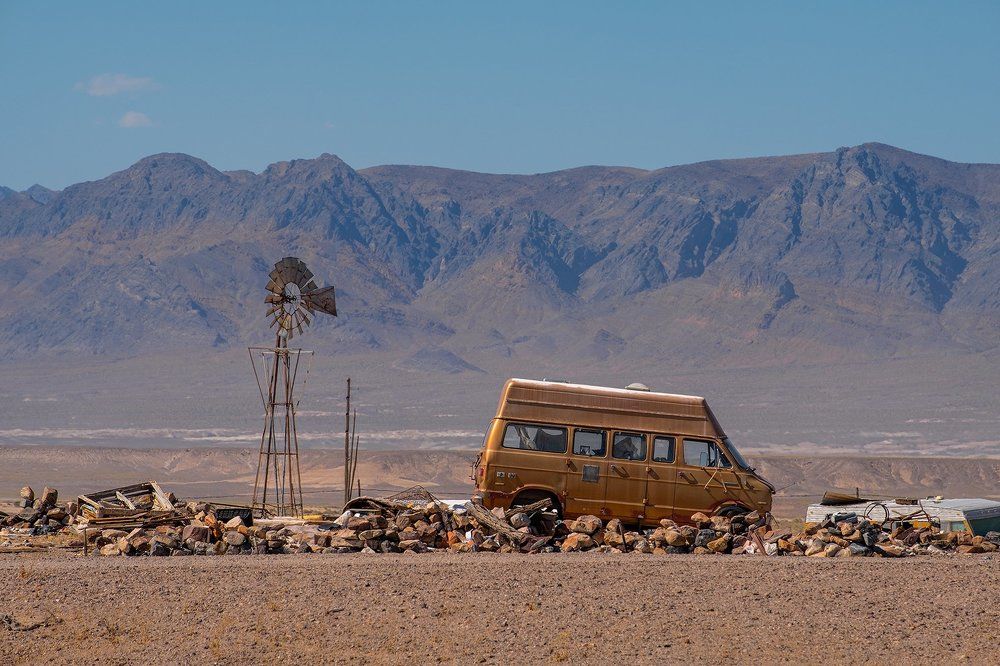 [death valley car]
