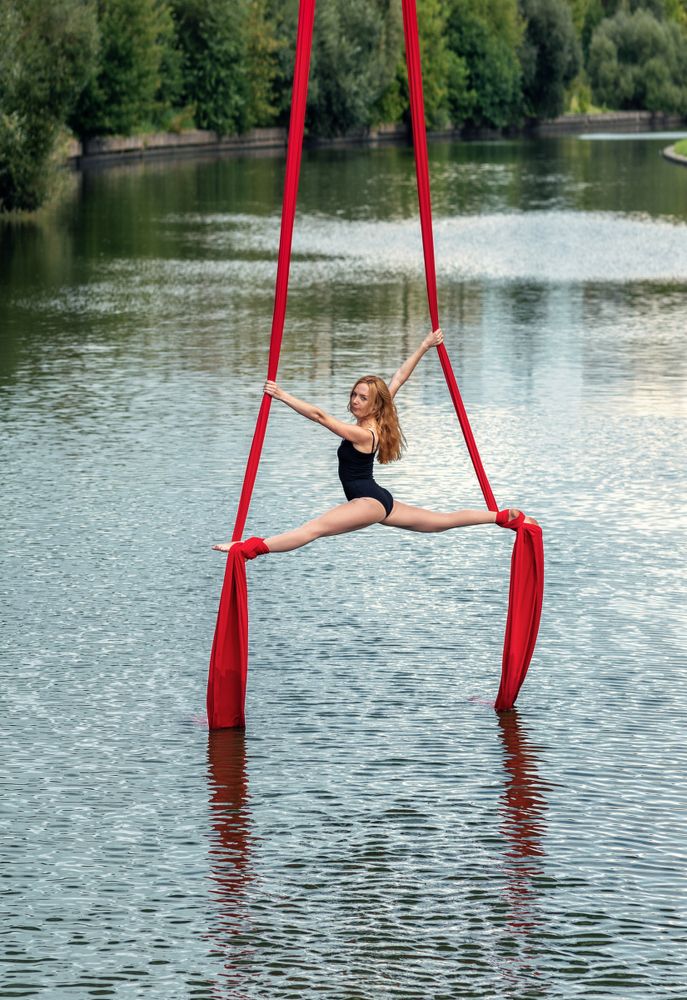 Равновесие...