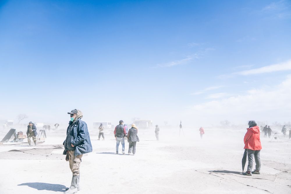 Behind the sceene in the sand storm