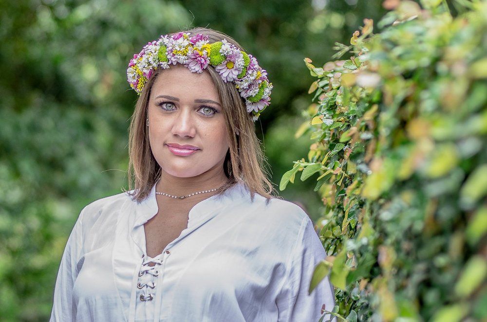 Portrait outdoor I
