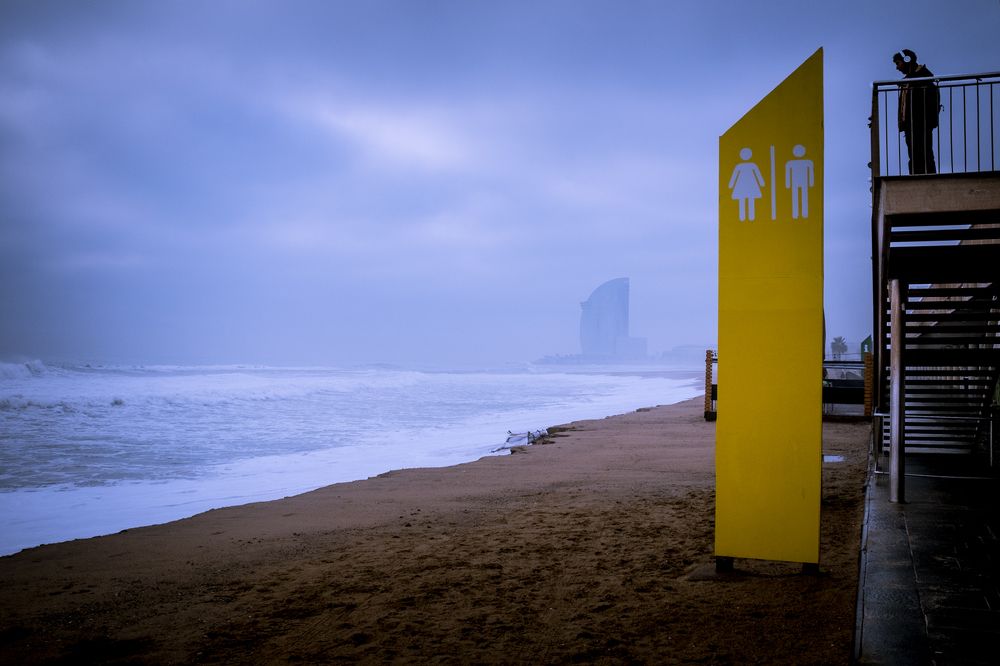 Yellow is the color of the freedom. Is in the streets