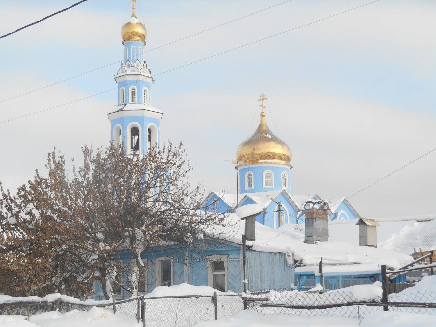 Церковь. Утро зимнее.