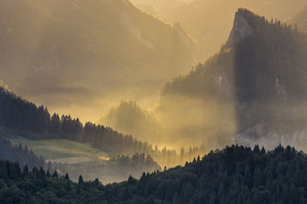 PIENINY MOUNTAINS