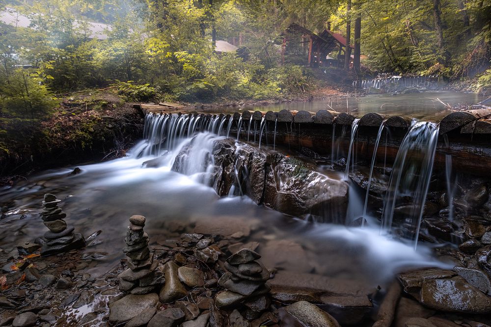Photograph by Maxim Sayapin